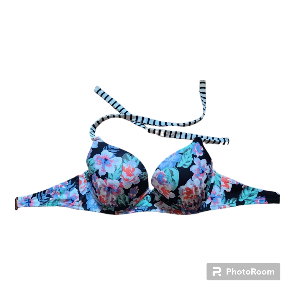 Women's Shade & Shore Bikini Top Size 34DD